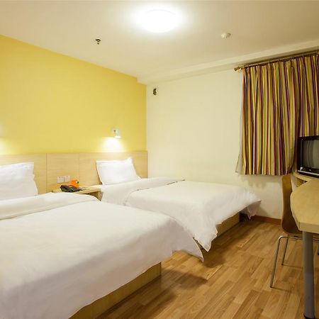 7Days Inn Guiyang Posts And Telecommunications Building Eksteriør billede