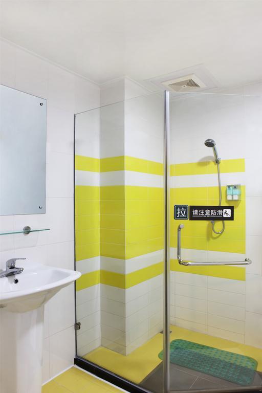 7Days Inn Guiyang Posts And Telecommunications Building Eksteriør billede